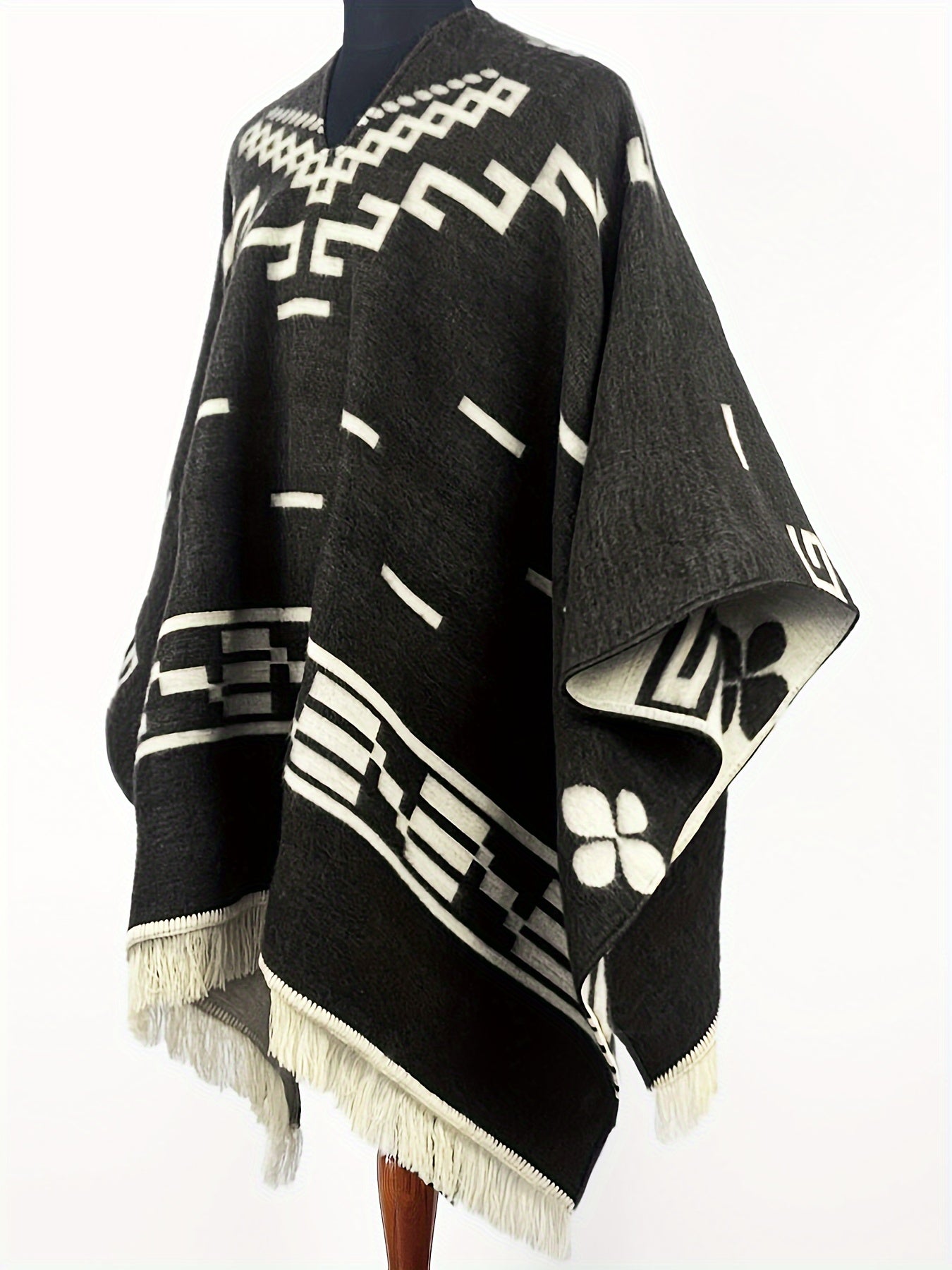 Men's Western Bandit Cape Coat with Tribal Print, Warm V-Neck Poncho with Tassel Trim for Outdoor Adventures, Fall and Winter Casual Wear (Brown\u002F White)