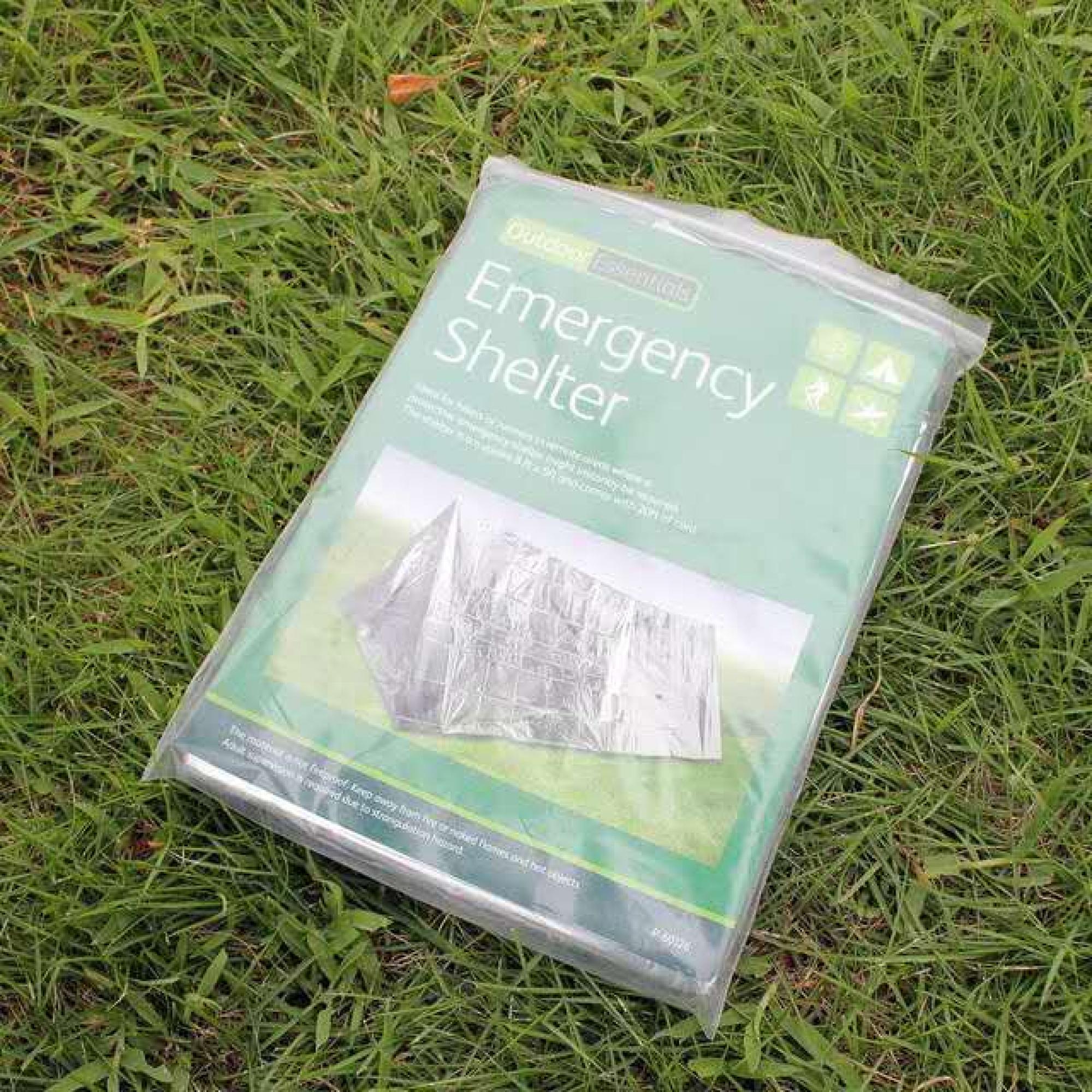1-Pack Emergency Survival Blanket & Portable Shelter - Windproof Windproof Suitable for Camping, Hiking, Outdoor Emergencies - Insulated First Aid Space Blanket with Cover, Tear-Resistant for Tent, Shelter for,
